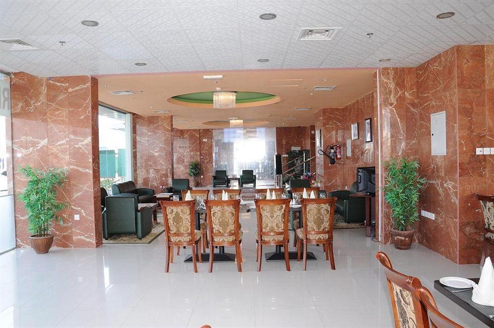 Raynor Hotel Apartments Fudżajra Zewnętrze zdjęcie